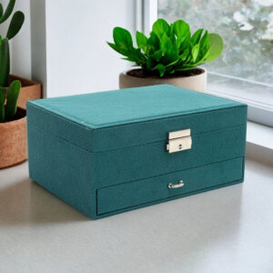 e31d9f88274e38852cf195296bc5f33c